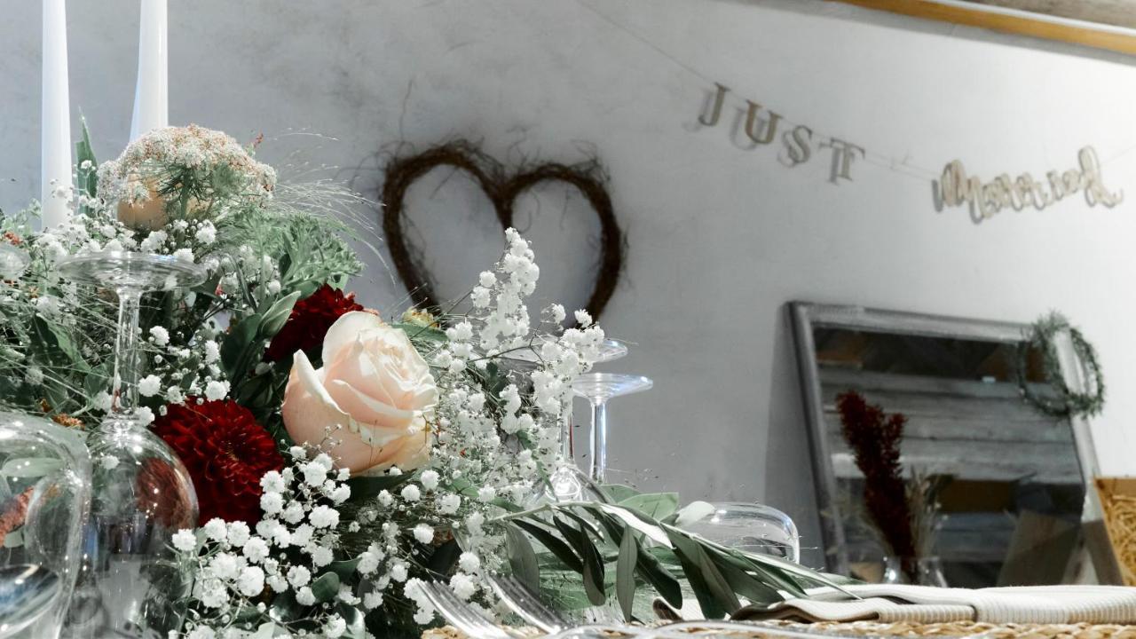 Auberge De Bellelay Restaurant Chez Aron Balde Εξωτερικό φωτογραφία