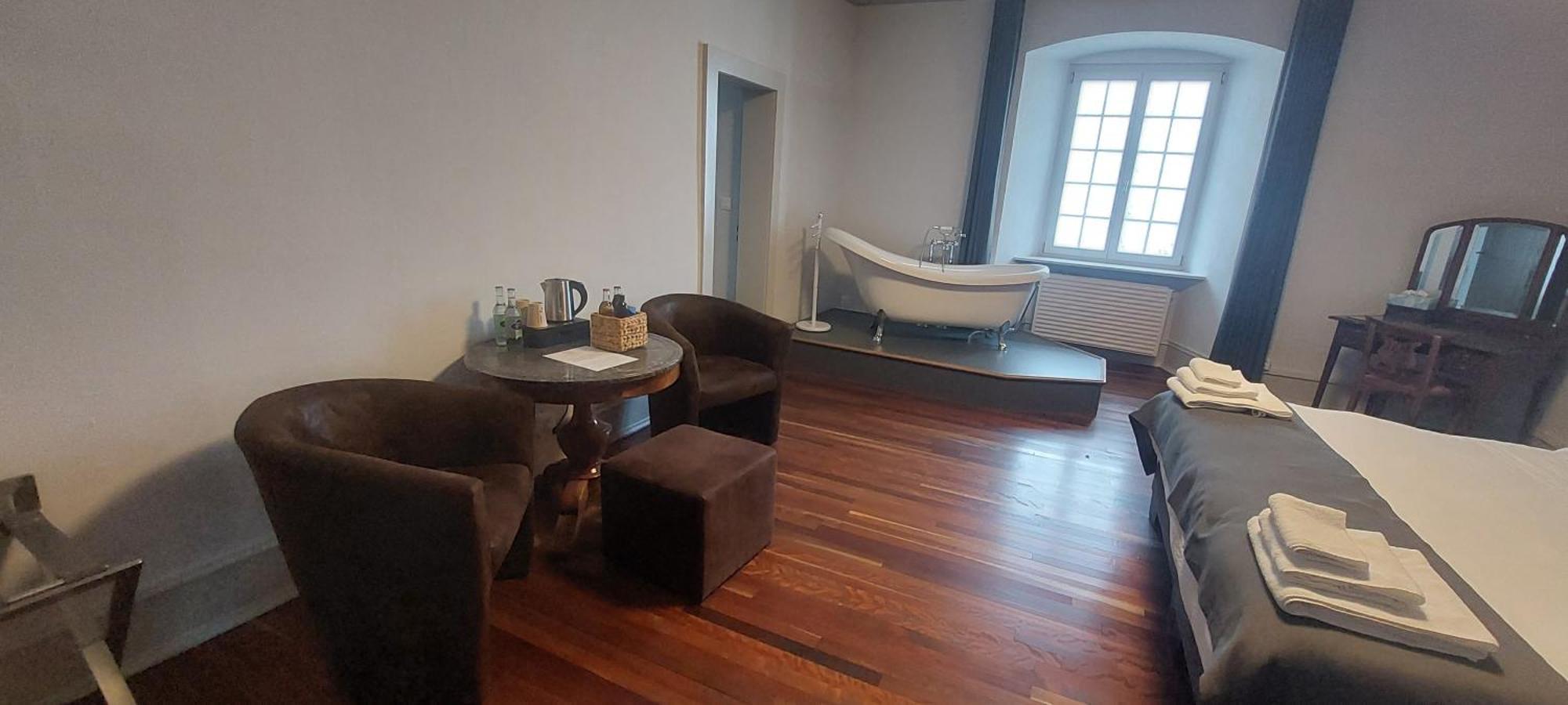 Auberge De Bellelay Restaurant Chez Aron Balde Εξωτερικό φωτογραφία